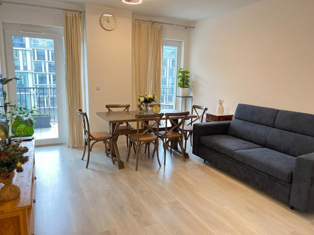 Apartment Danube 3 Beds With Big Balcony Parking 10euro A Day