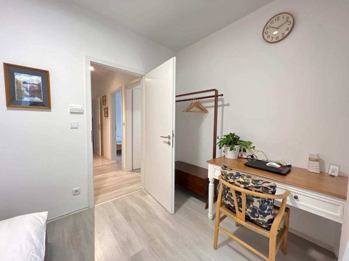 Apartment Danube 3 Beds With Big Balcony Parking 10euro A Day Budapest